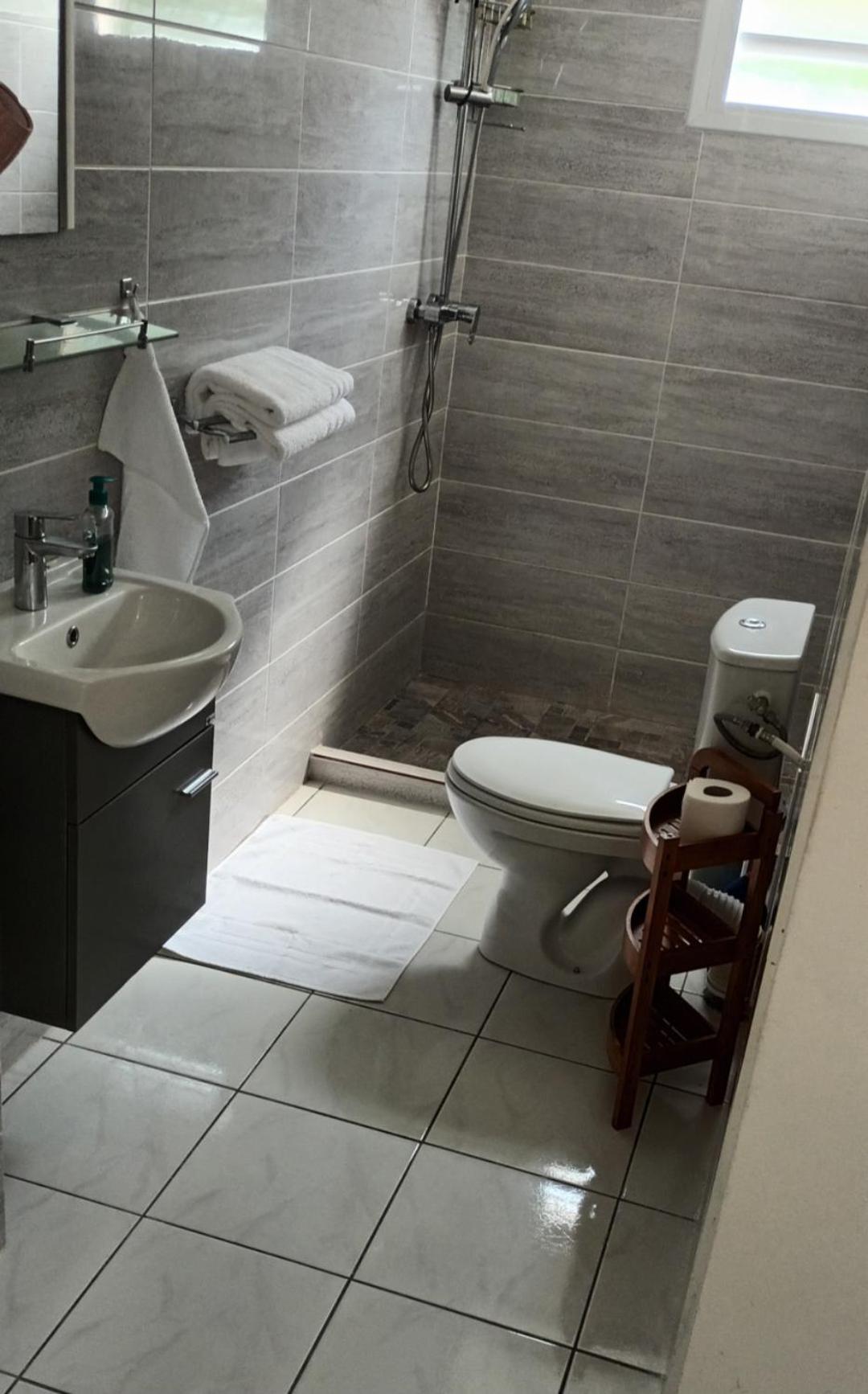 Chambre Climatisee Bouillante Kültér fotó